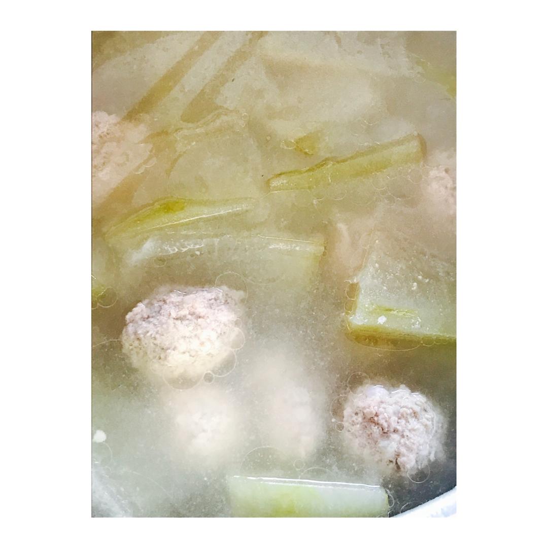 冬瓜汆丸子汤