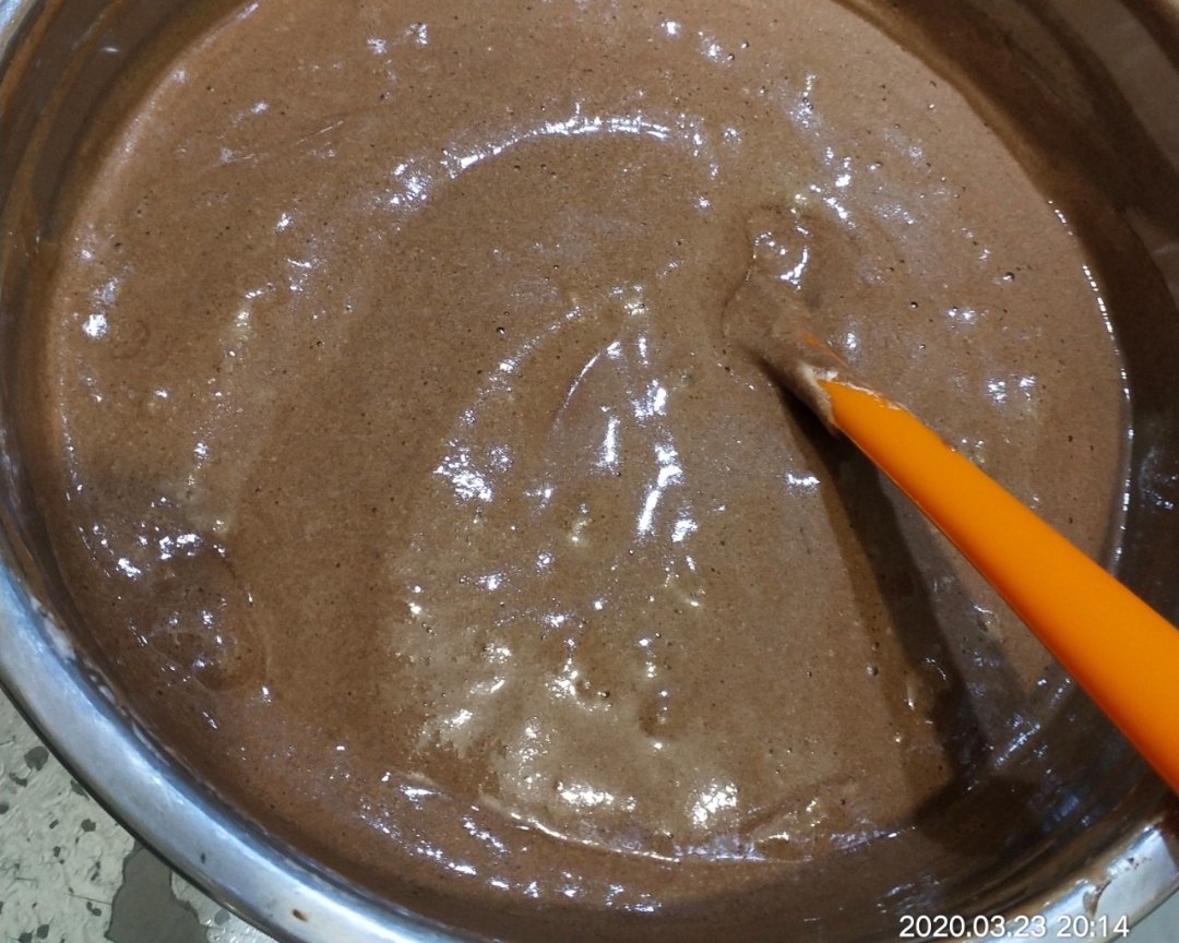 初学者毛巾面巧克力奶油卷蛋糕（可可粉，香草精）的做法 步骤17