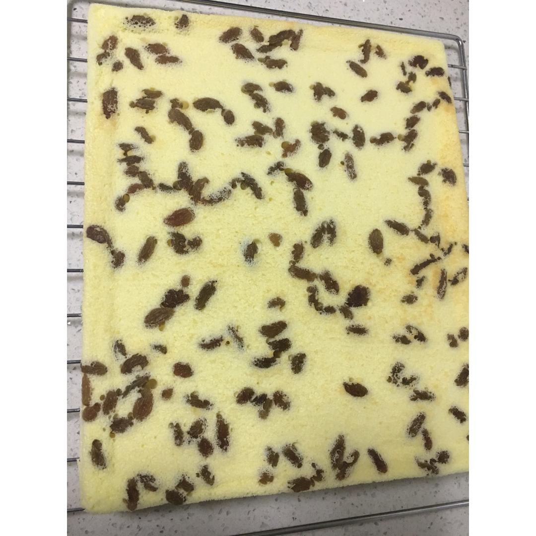 葡萄干蛋糕卷