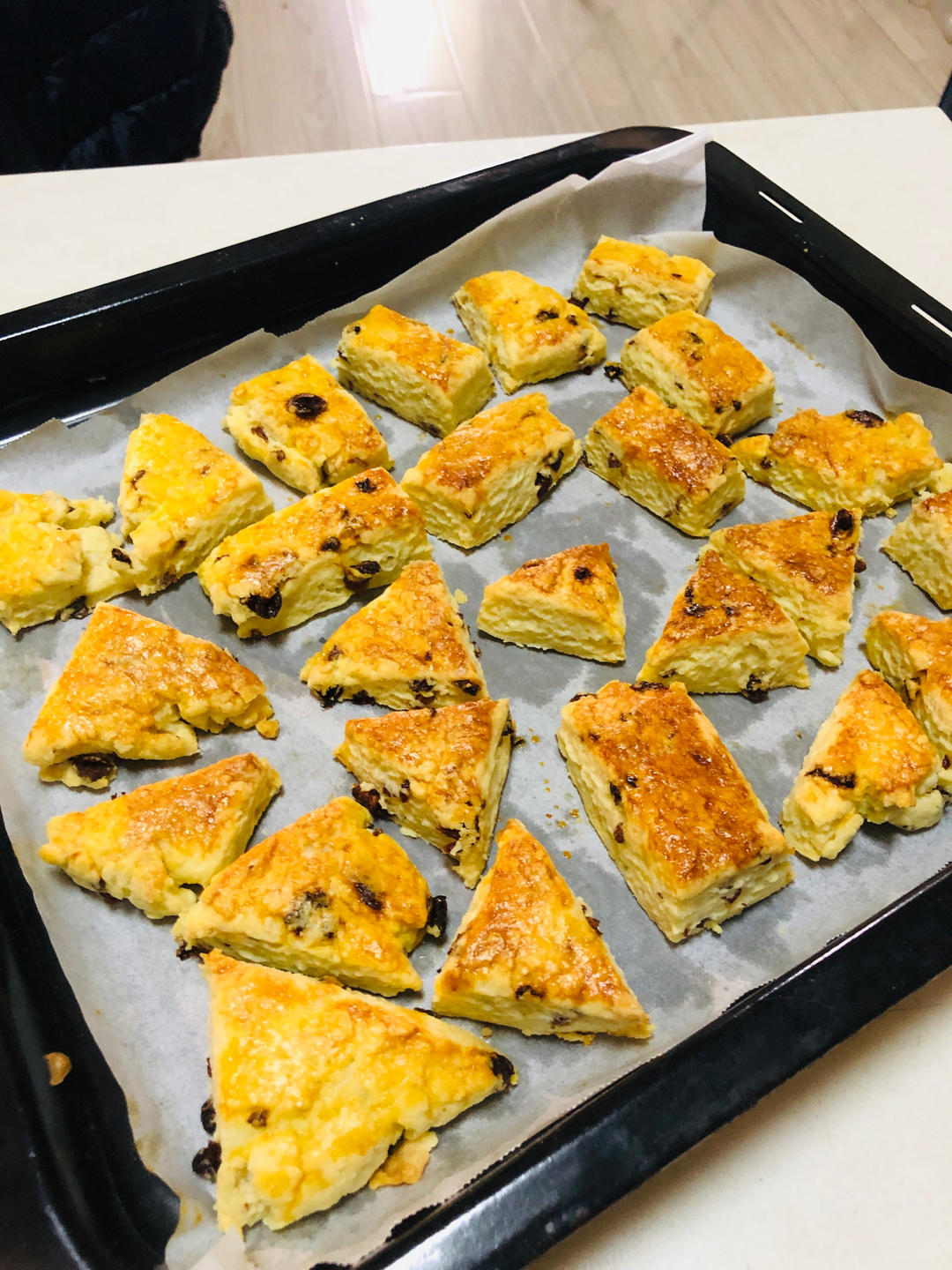 完美裂纹～百分百成功的超好吃奶香司康（禁止搬运）