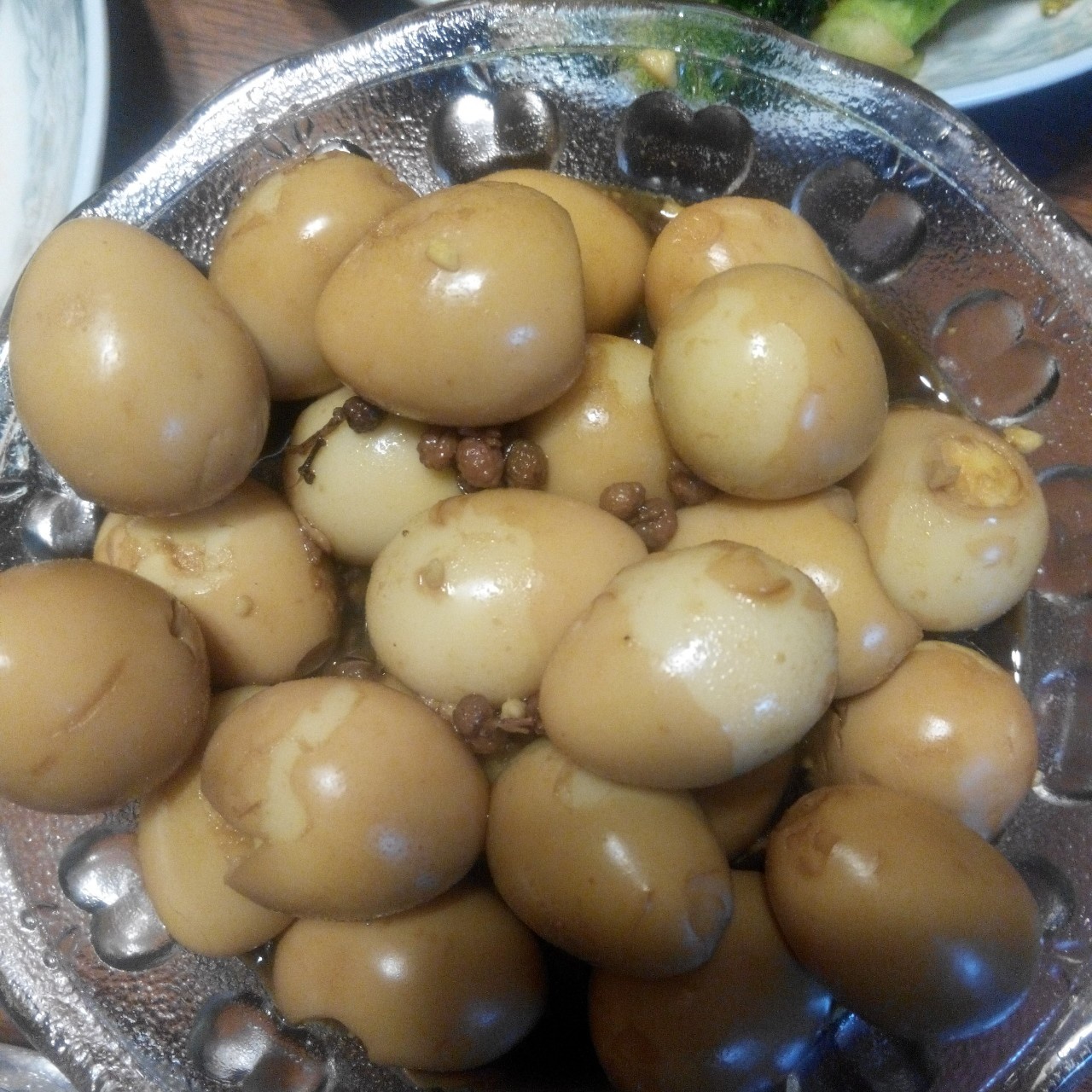 乡巴佬卤鹌鹑蛋