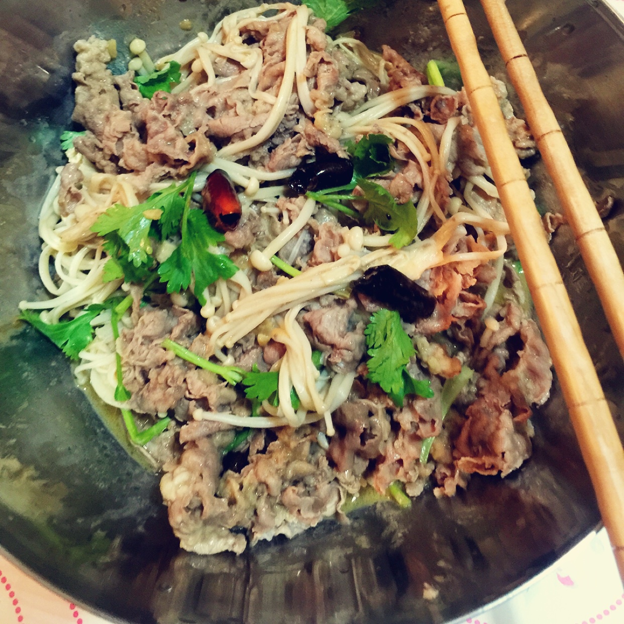 麻酱金针肥牛