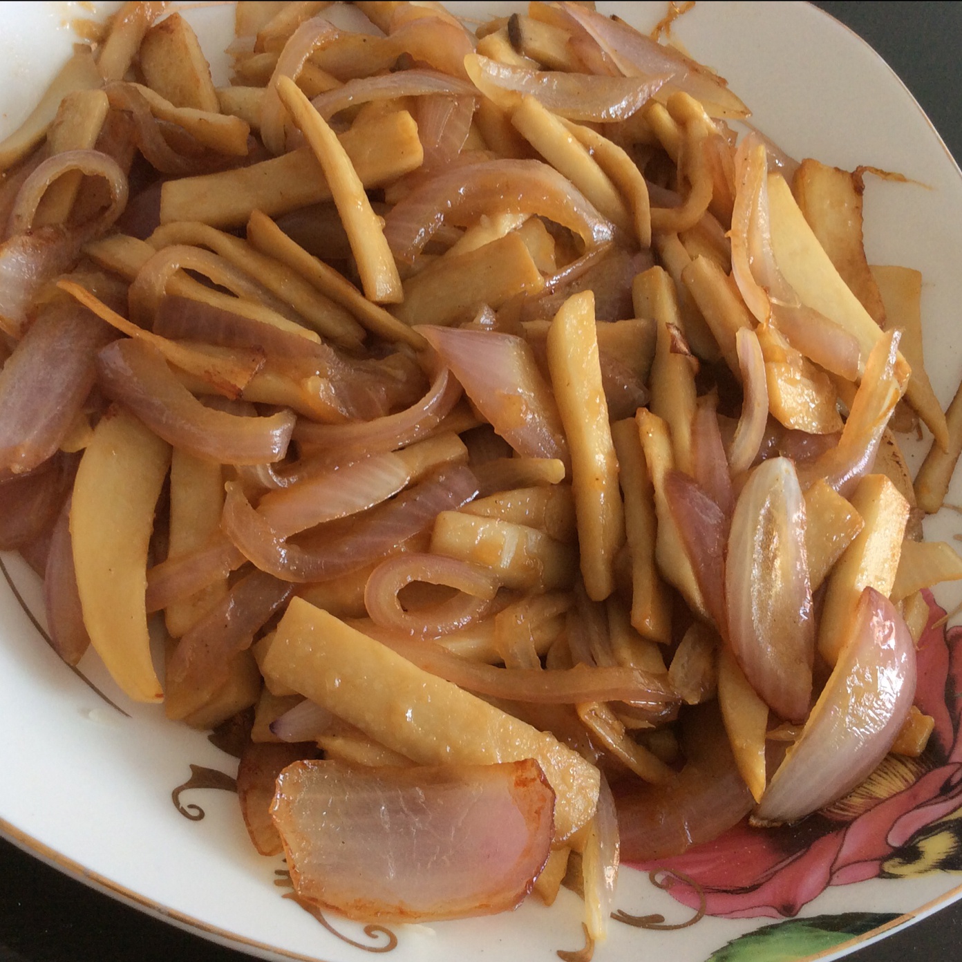 洋葱遇到杏鲍菇