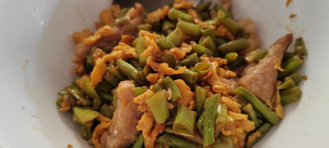 超简单的下饭菜🔥肉末豆角，好吃到流泪