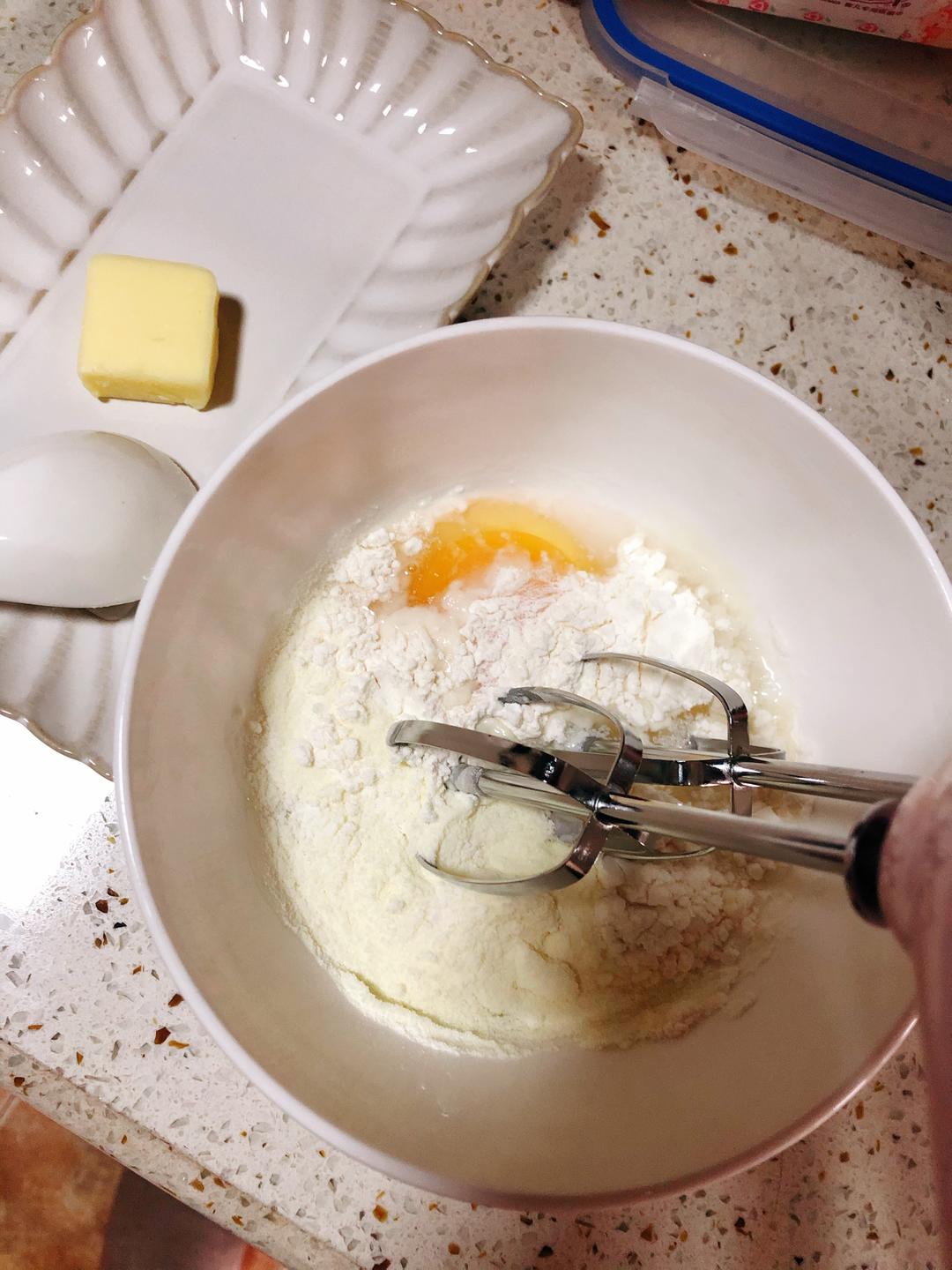 纯奶手撕吐司的做法 步骤1