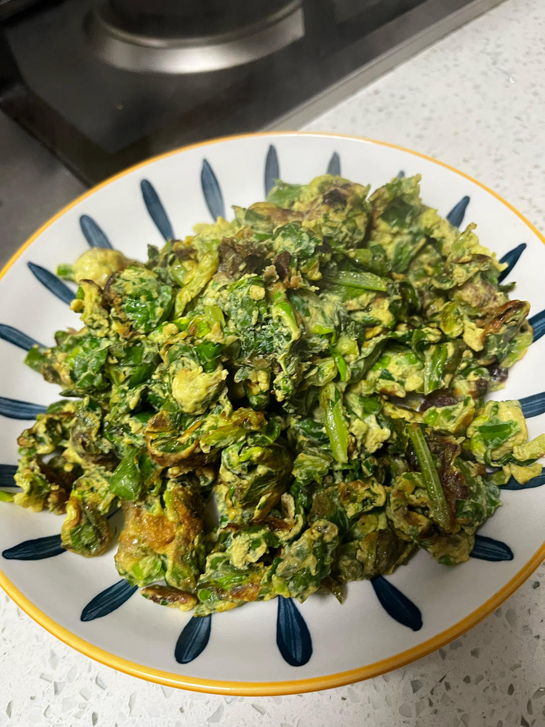 小婷食光🔆芹菜叶炒鸡蛋