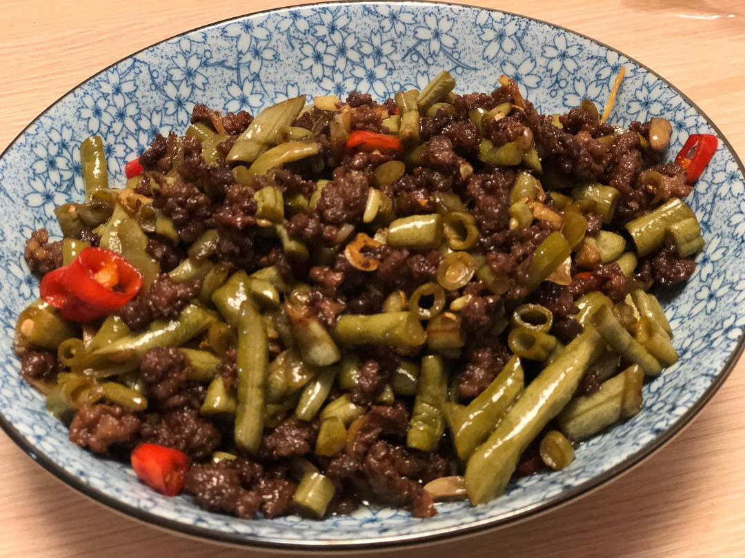 酸豆角炒肉末
