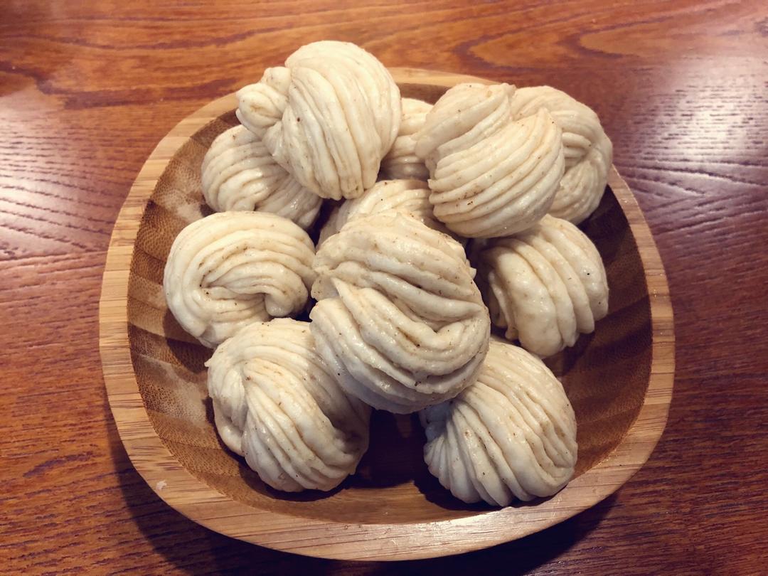 胡萝卜汁花卷馒头