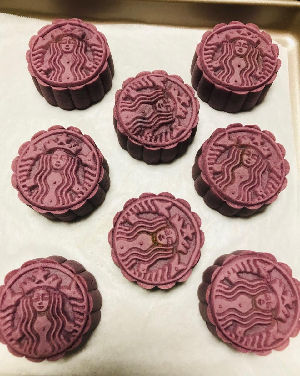 桃山皮—蛋黄莲蓉月饼