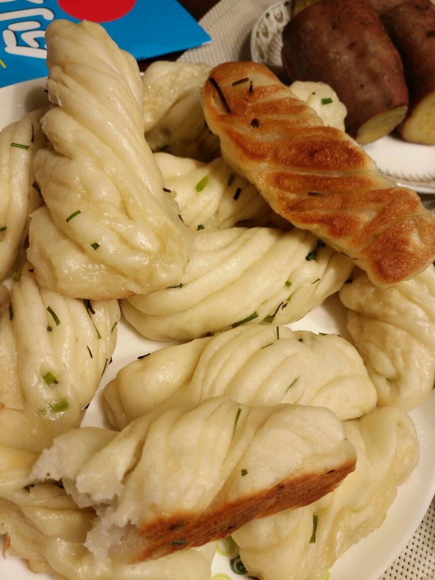 不吃豆的虫做的一定要做!—煎卷子【生煎花卷】