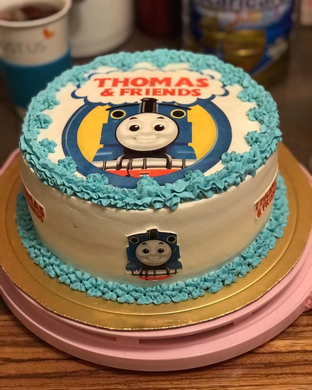 托马斯生日蛋糕