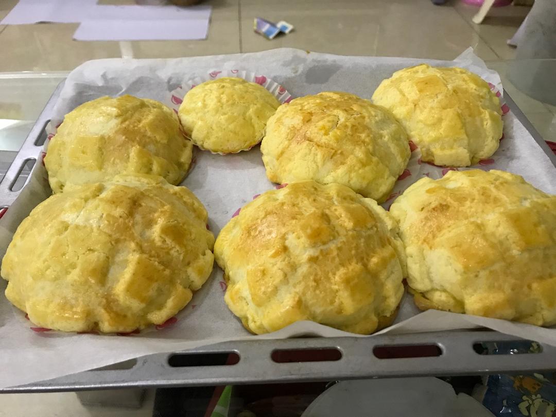 酥皮菠萝包