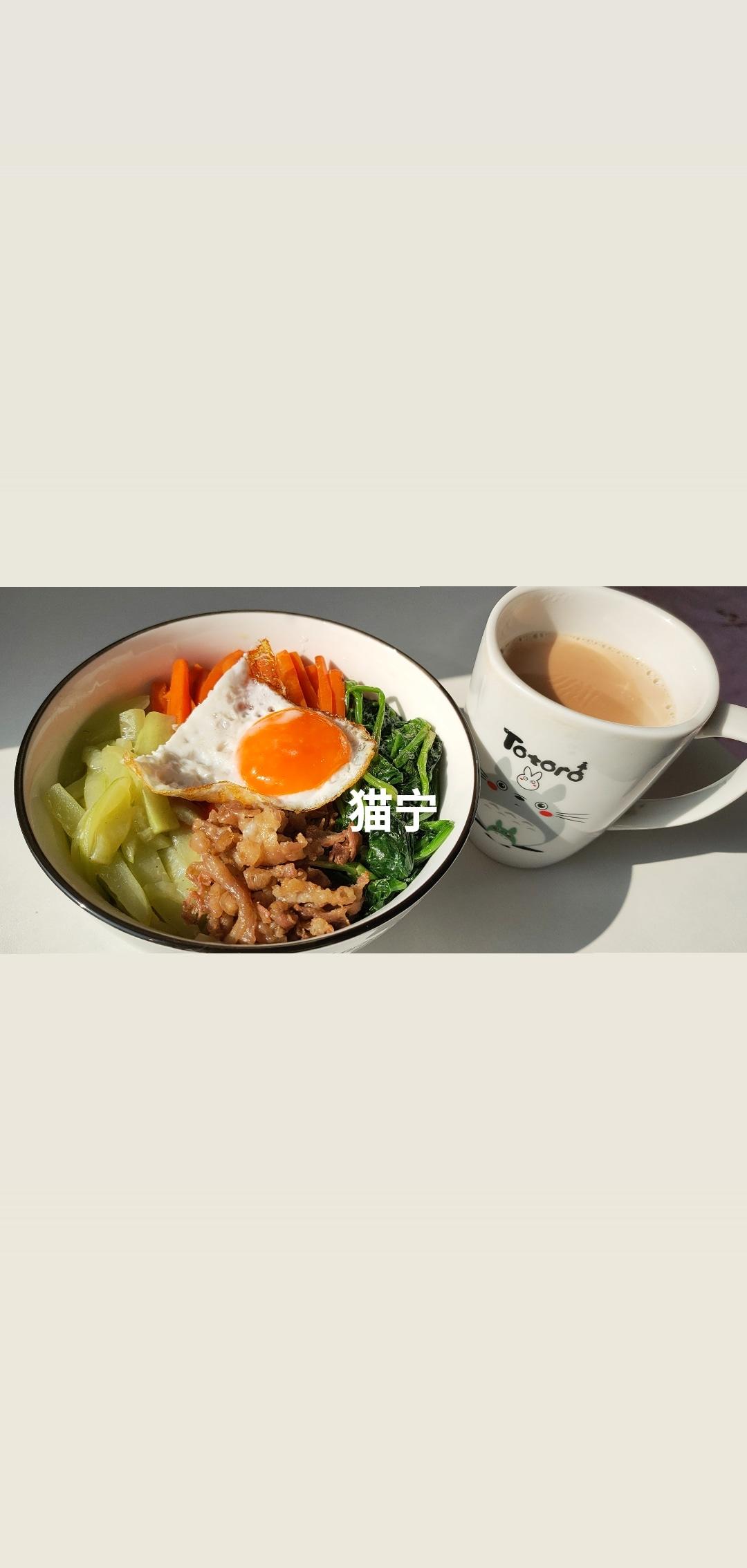 韩式肥牛石锅拌饭