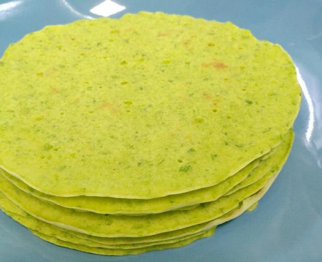 平底锅版 青椒鸡蛋薄饼(6人份)拯救蜡笔小新,让讨厌吃青椒的人完全察觉不到!的做法