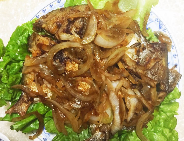 葱香烤平鱼