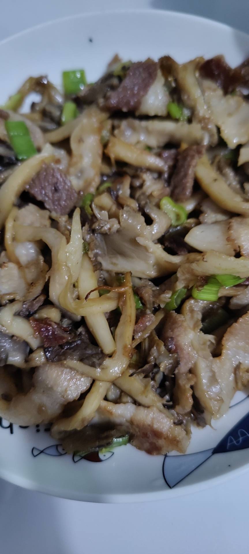 平菇炒肉（鲜香）