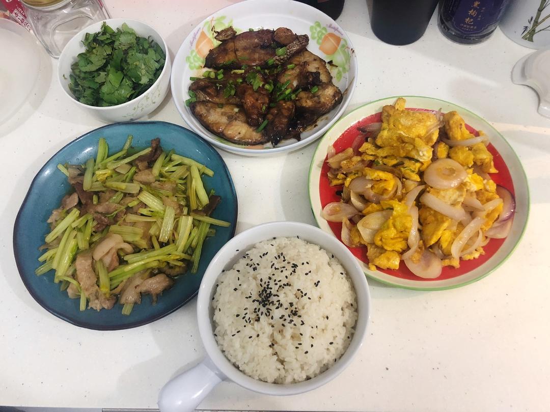 洋葱炒蛋