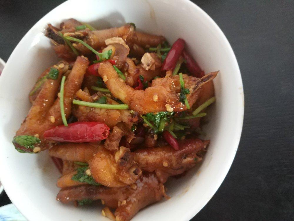 秘制红烧鸡爪