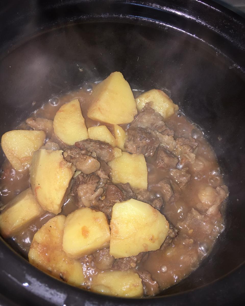 番茄土豆炖牛腩