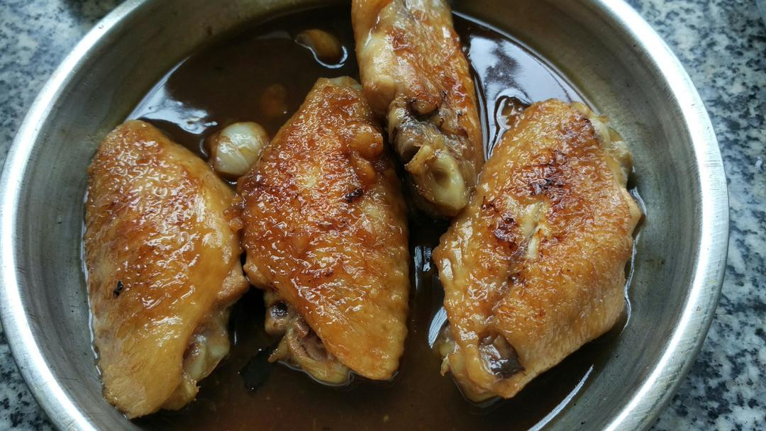豉油糖鸡翅的做法