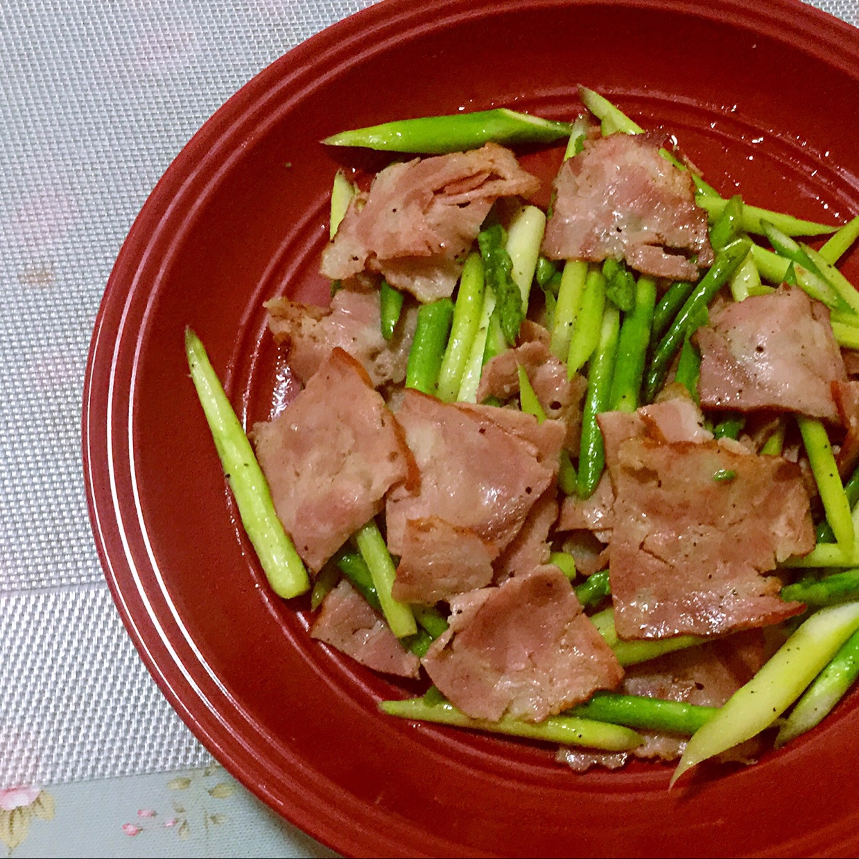 培根炒芦笋