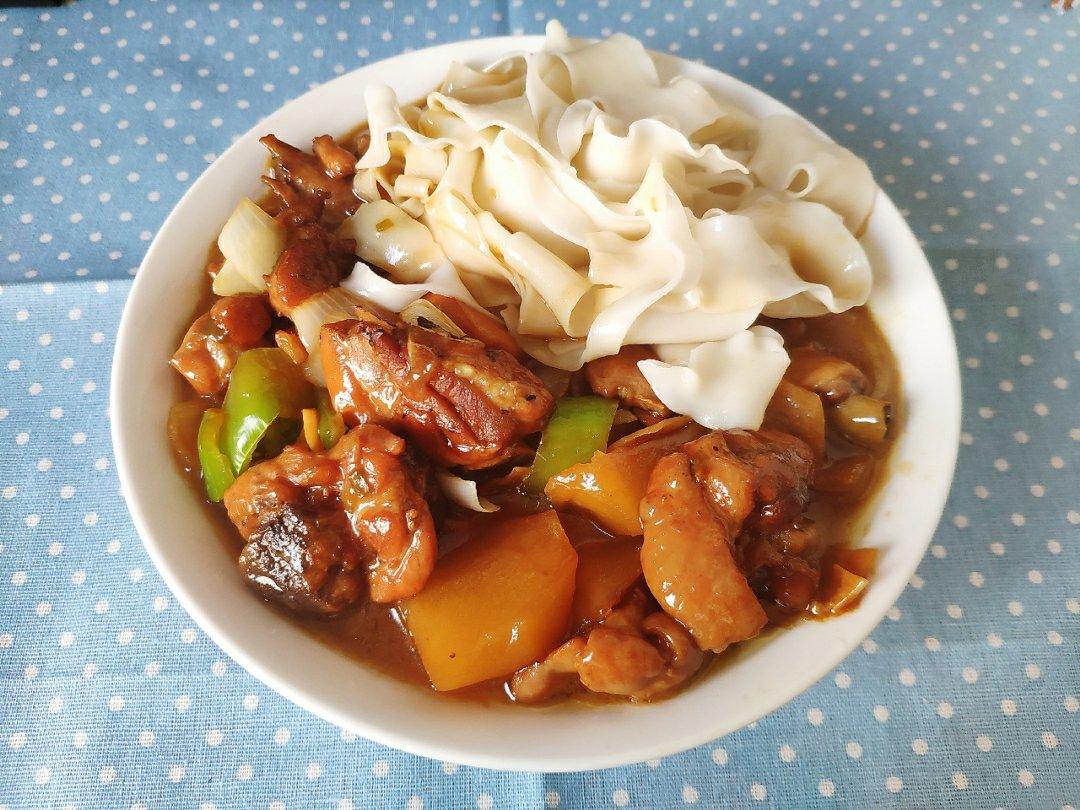 你不配吃我做的菜做的正宗新疆大盘鸡 裤带面