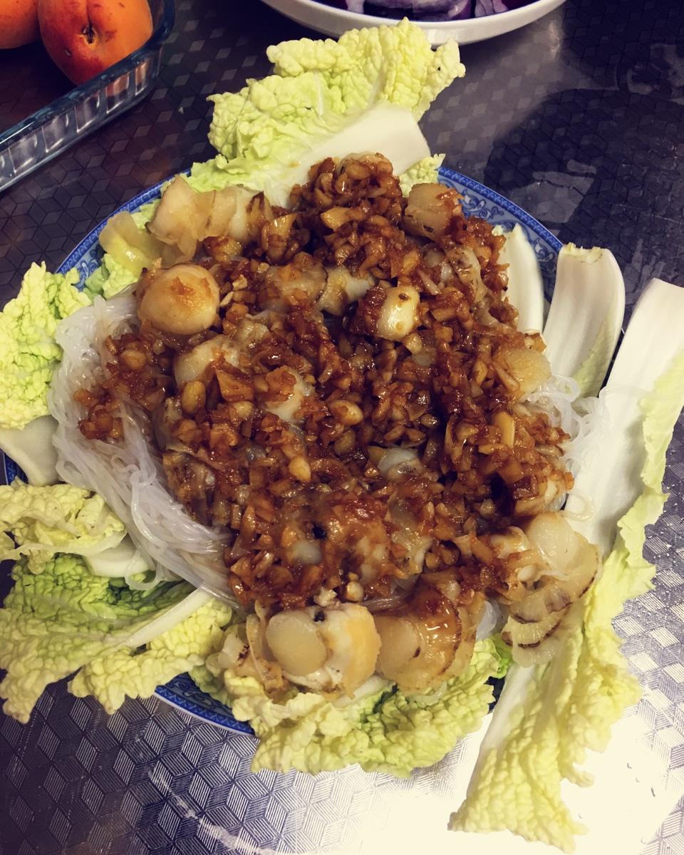 蒜蓉扇贝肉蒸粉丝