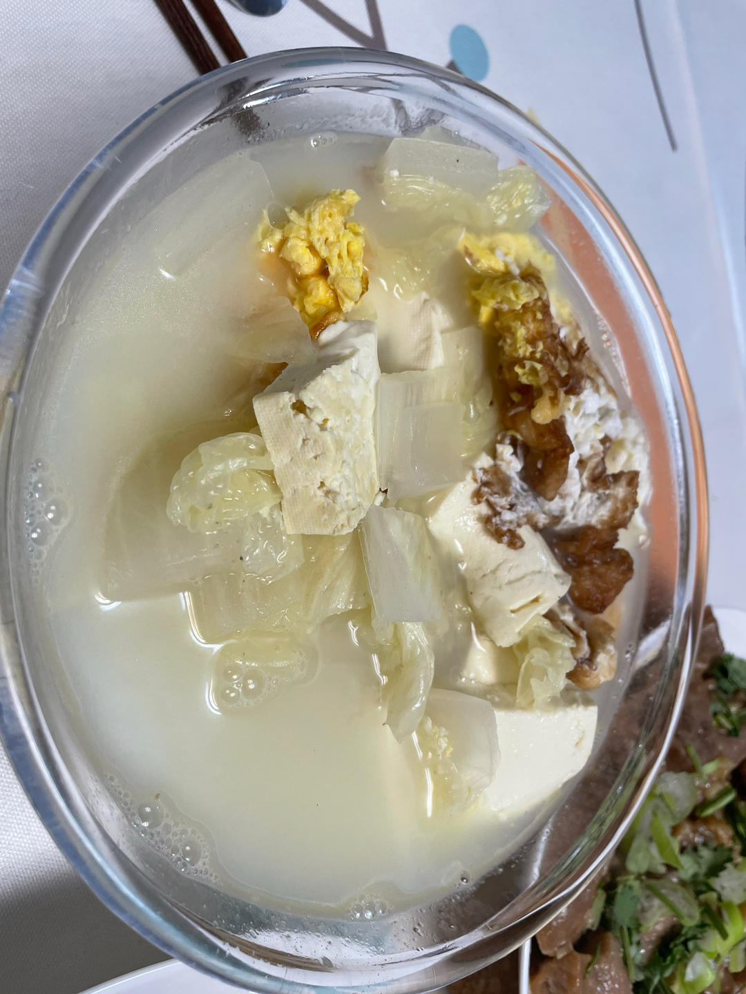 煎蛋白菜豆腐汤