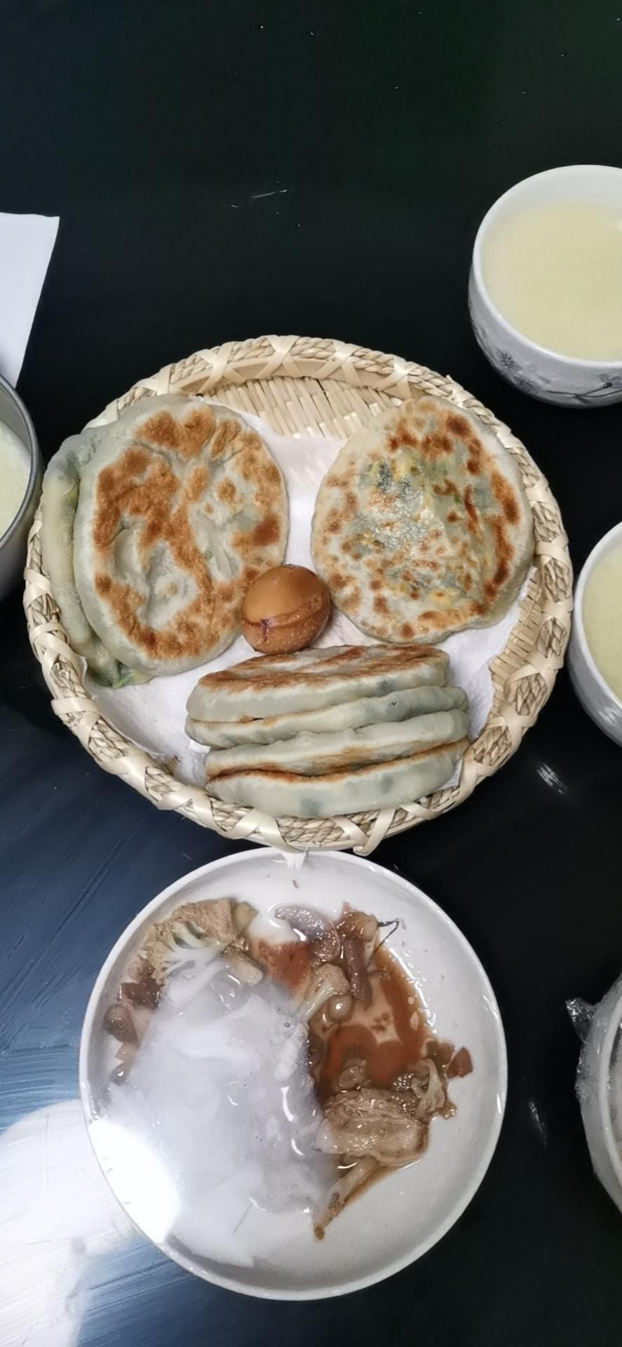 不一样的韭菜盒子（馅饼）