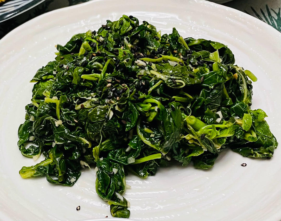 凉拌菠菜(家传秘方)