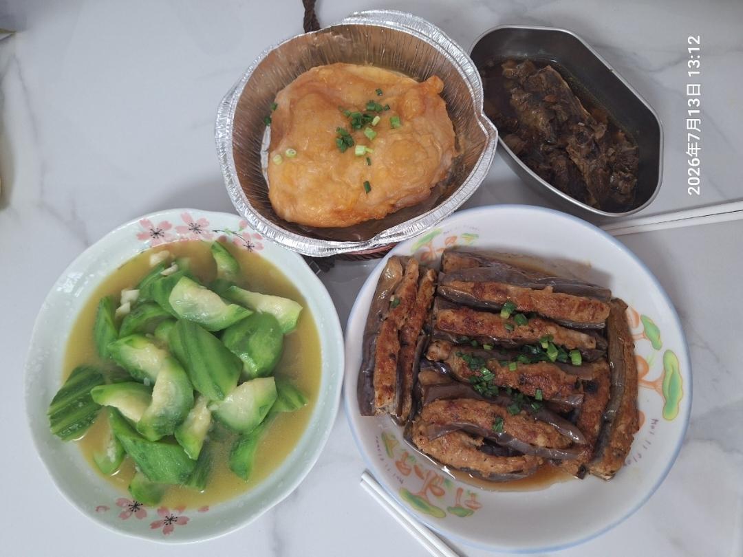豬仔的“阿茂整餅”