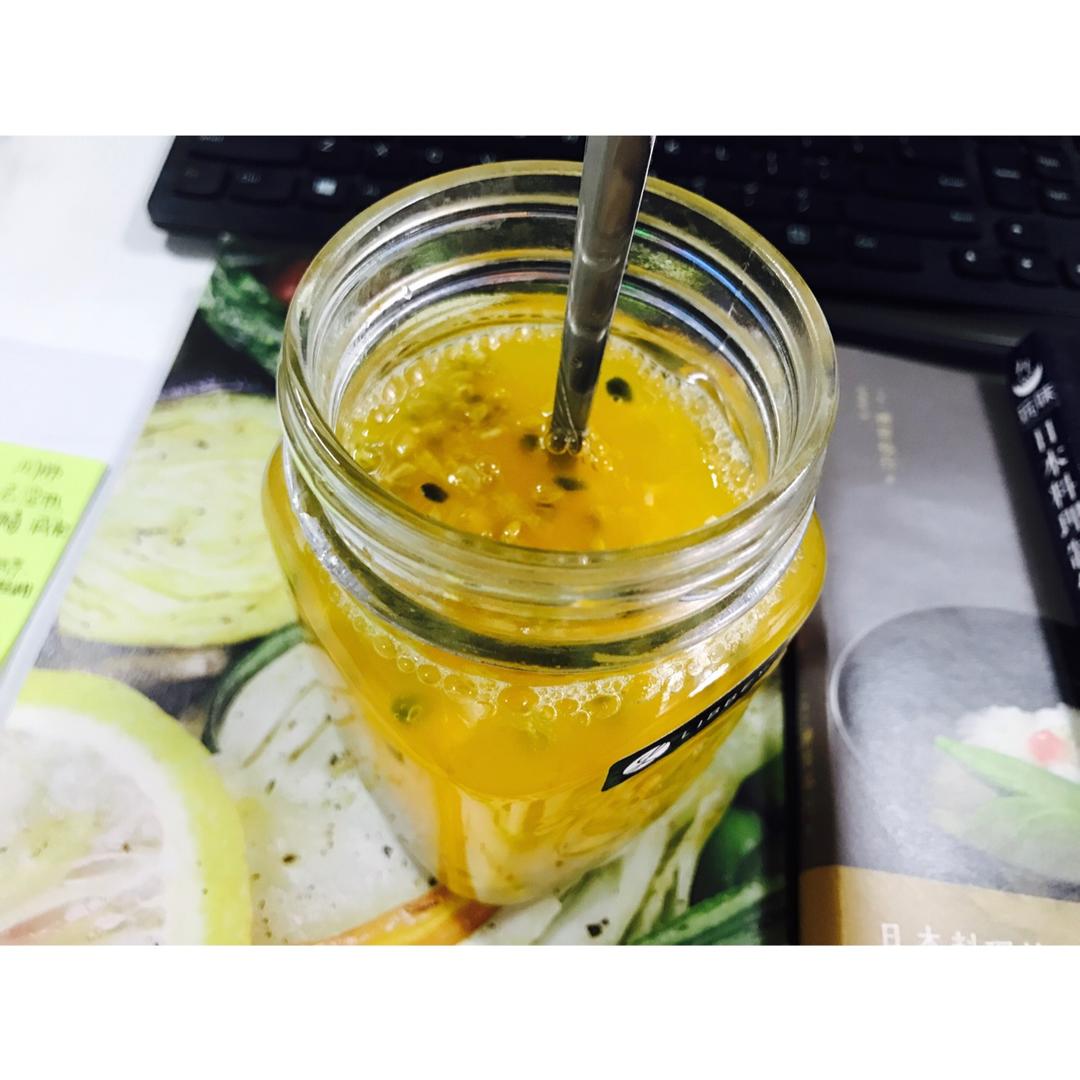 百香果的朴素吃法（百香果汁）