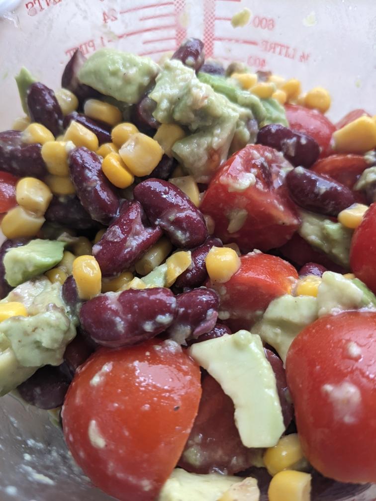 减脂期必备牛油果红腰豆玉米沙拉的做法 步骤7