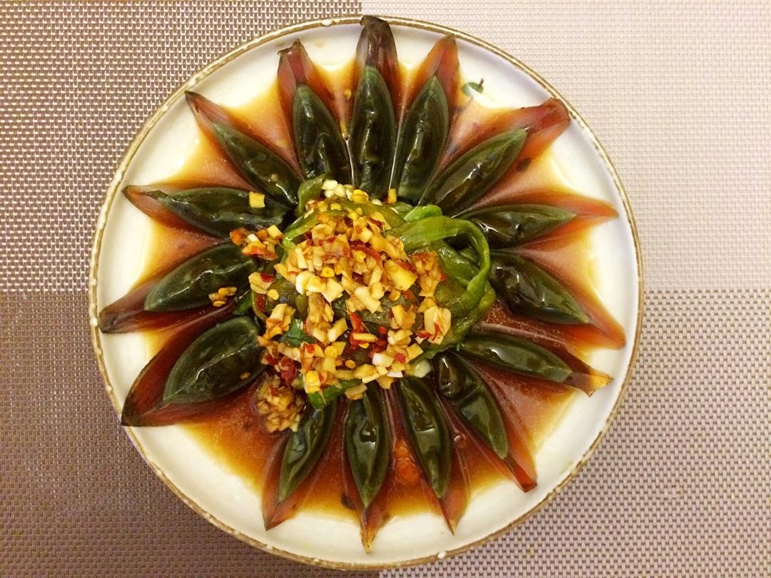 联原做的烧椒皮蛋