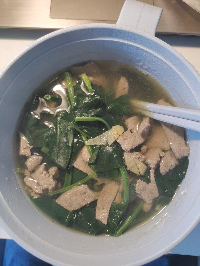 补铁菠菜猪肝汤