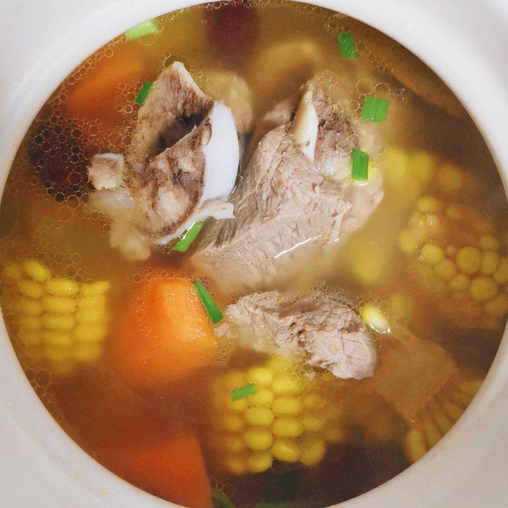 玉米排骨汤