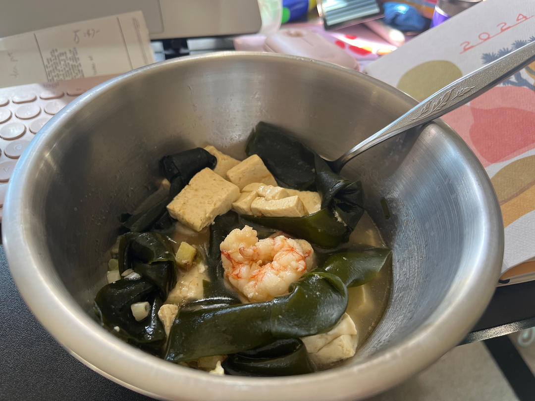 海带豆腐汤