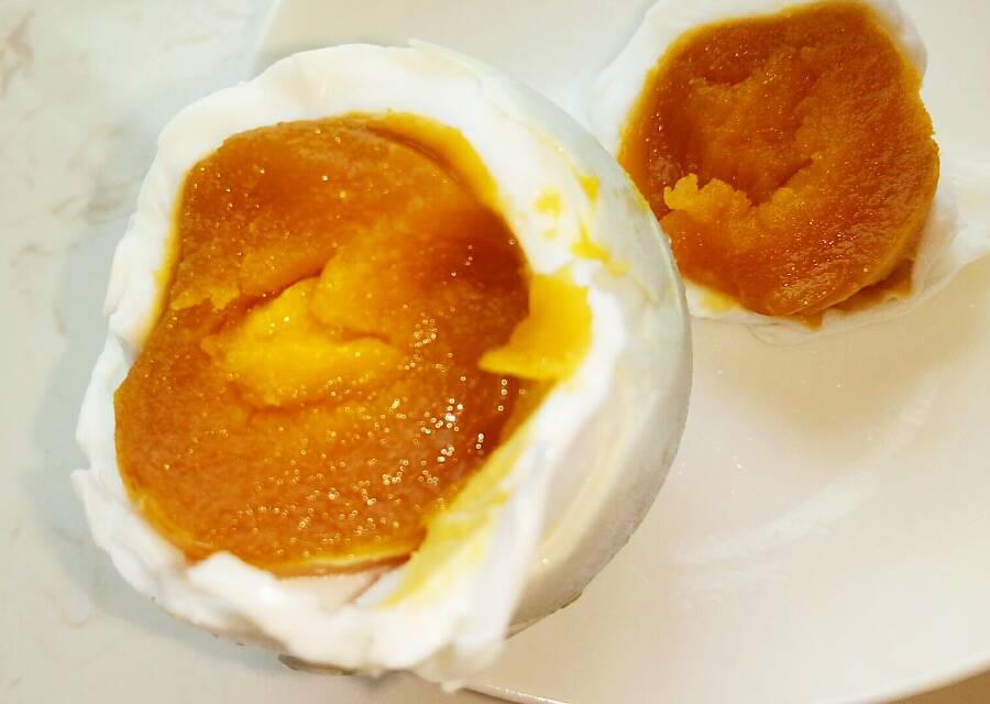 不咸不淡的咸鸭蛋