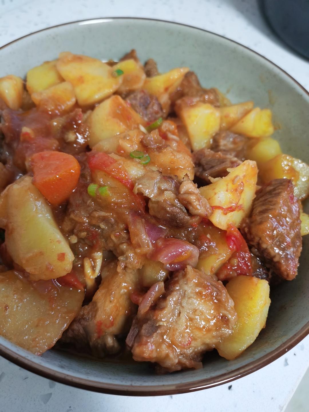 牛肉炖土豆