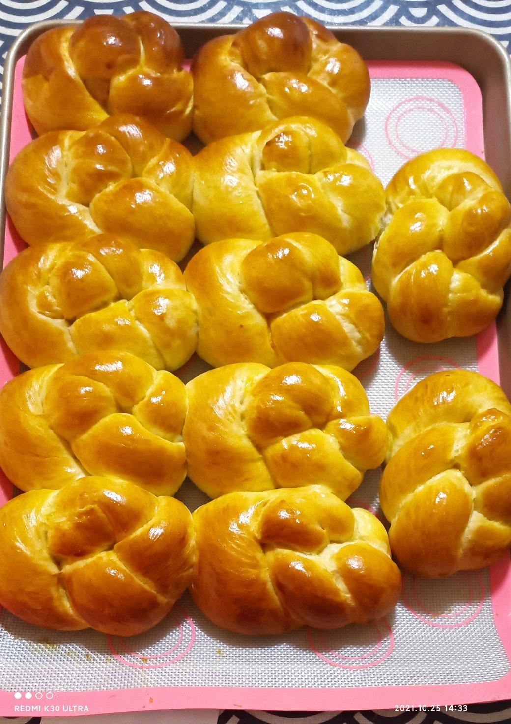 全世界最好吃没有之一的汤种布里欧修老面包