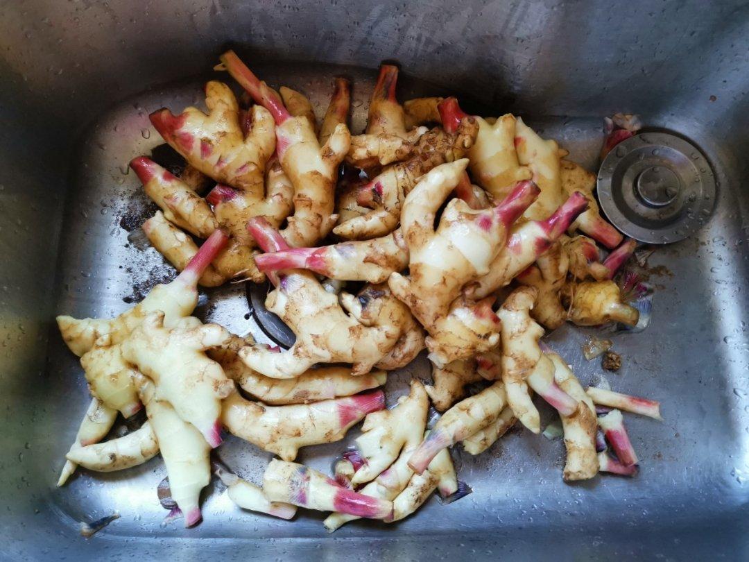 日本寿司店的泡姜