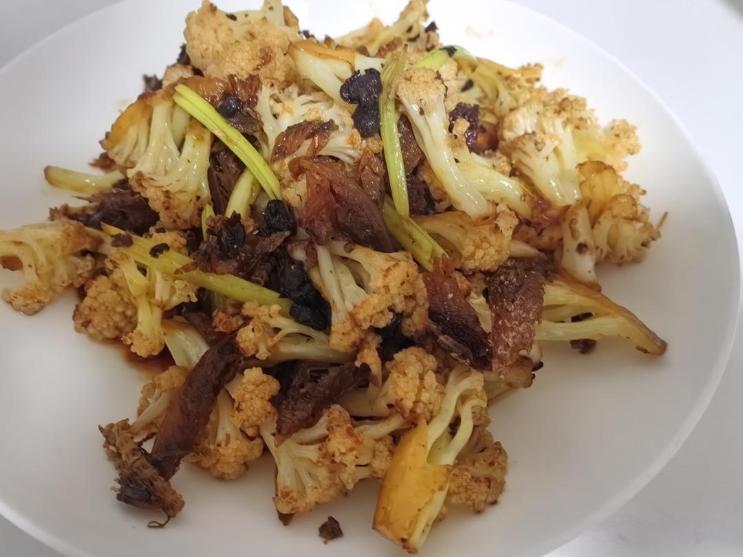 豆豉鲮鱼炒菜花