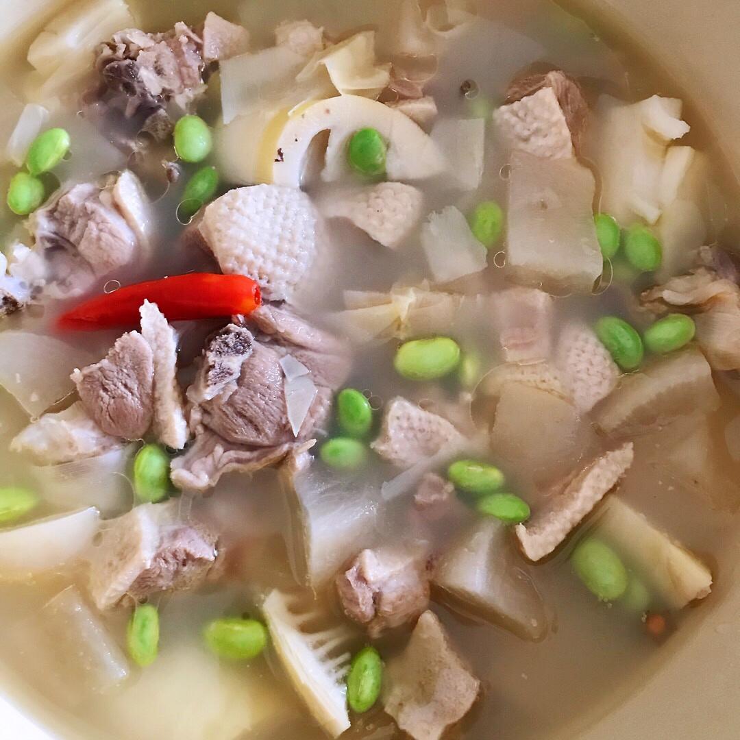 六月的蜜蜜做的酸萝卜老鸭汤