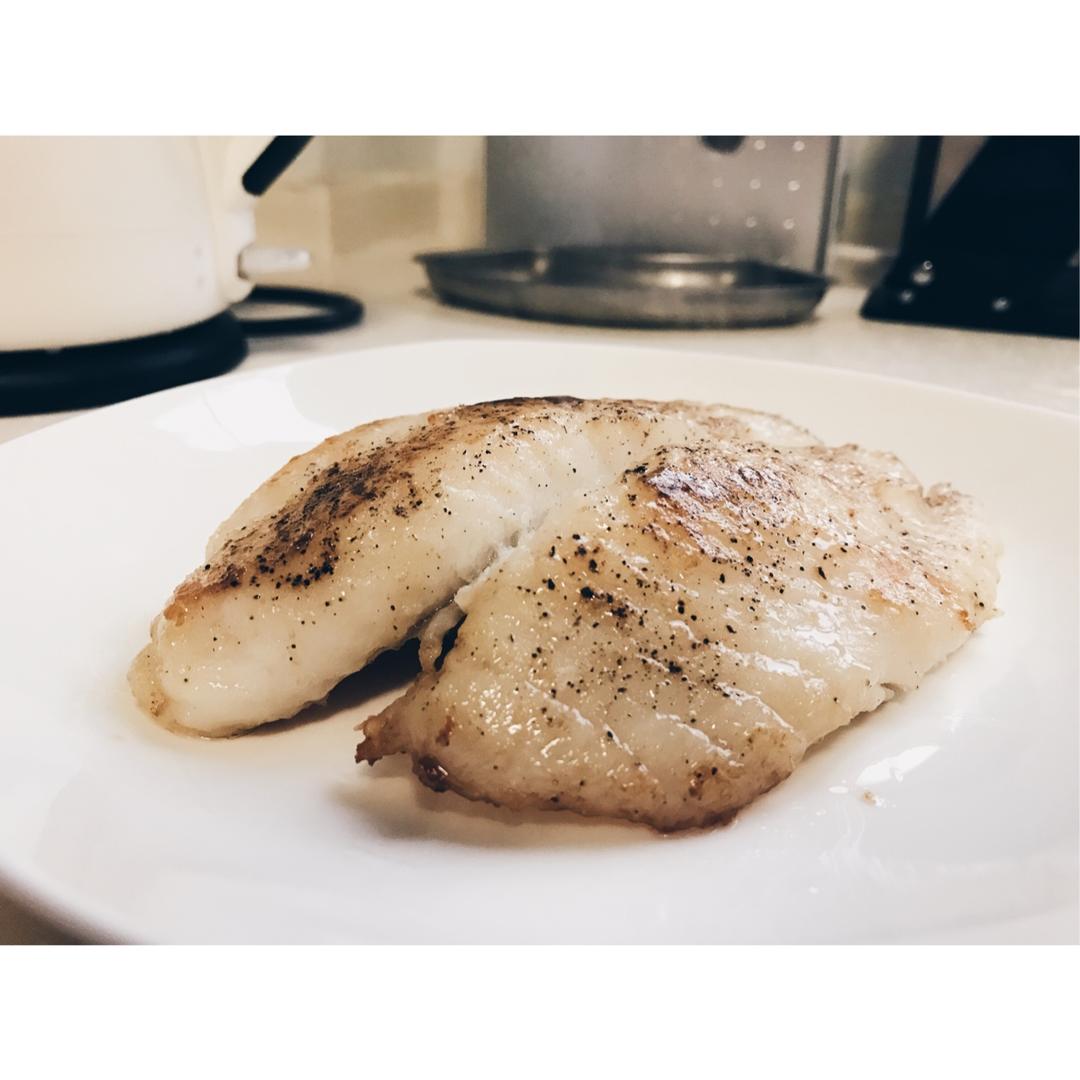 香煎龙利鱼——fit食谱系列