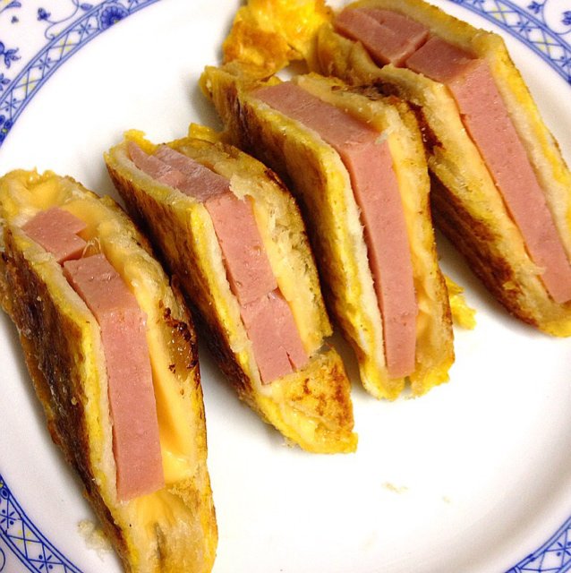 十分钟快手早餐【港式火腿西多士】