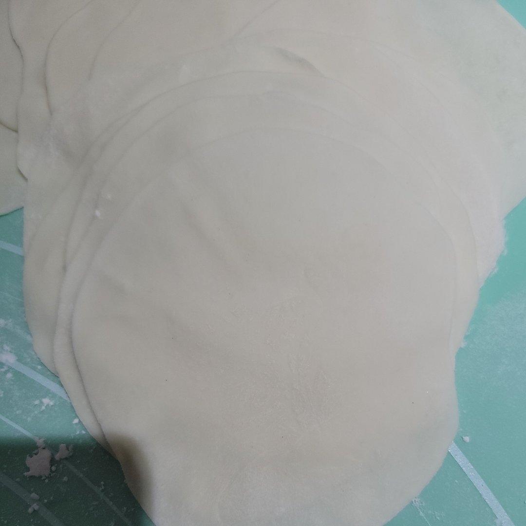 手工揉面三分钟，又韧又薄又好包的饺子皮