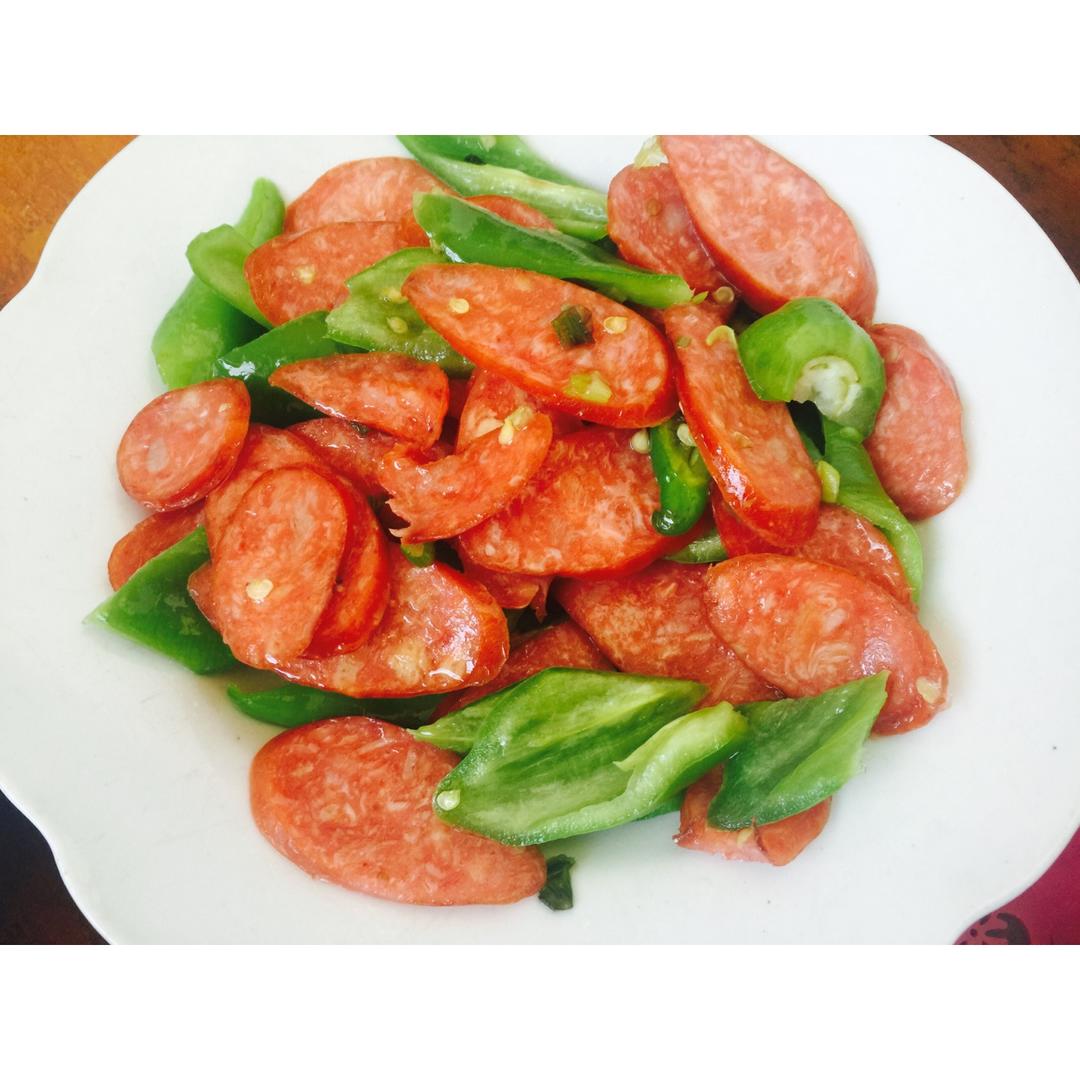 方天青龙做的辣椒炒香肠
