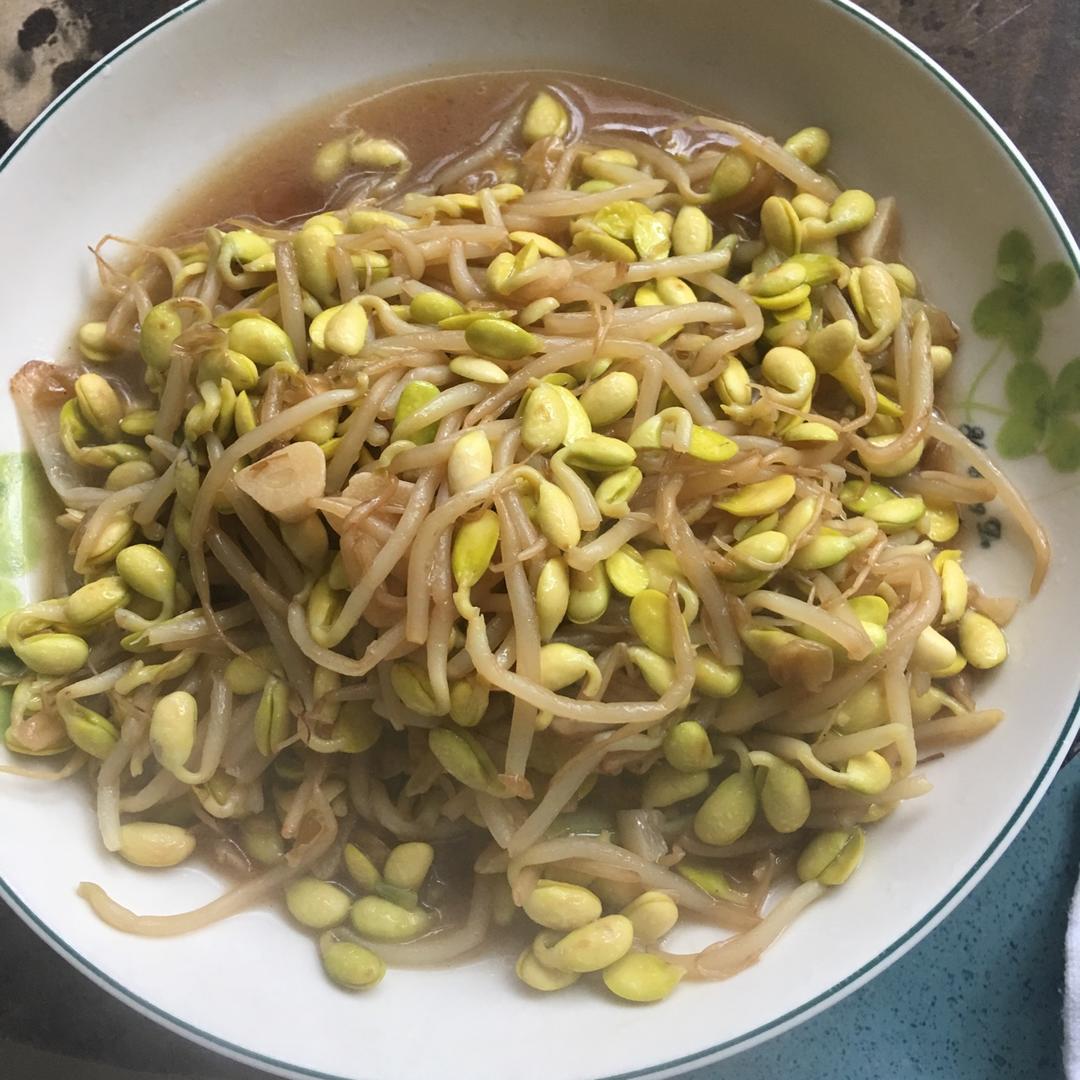 炒黄豆芽