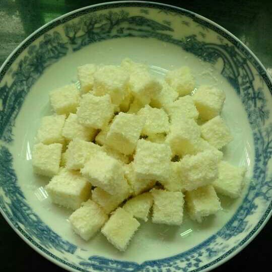 完胜85度C牛奶椰丝小方