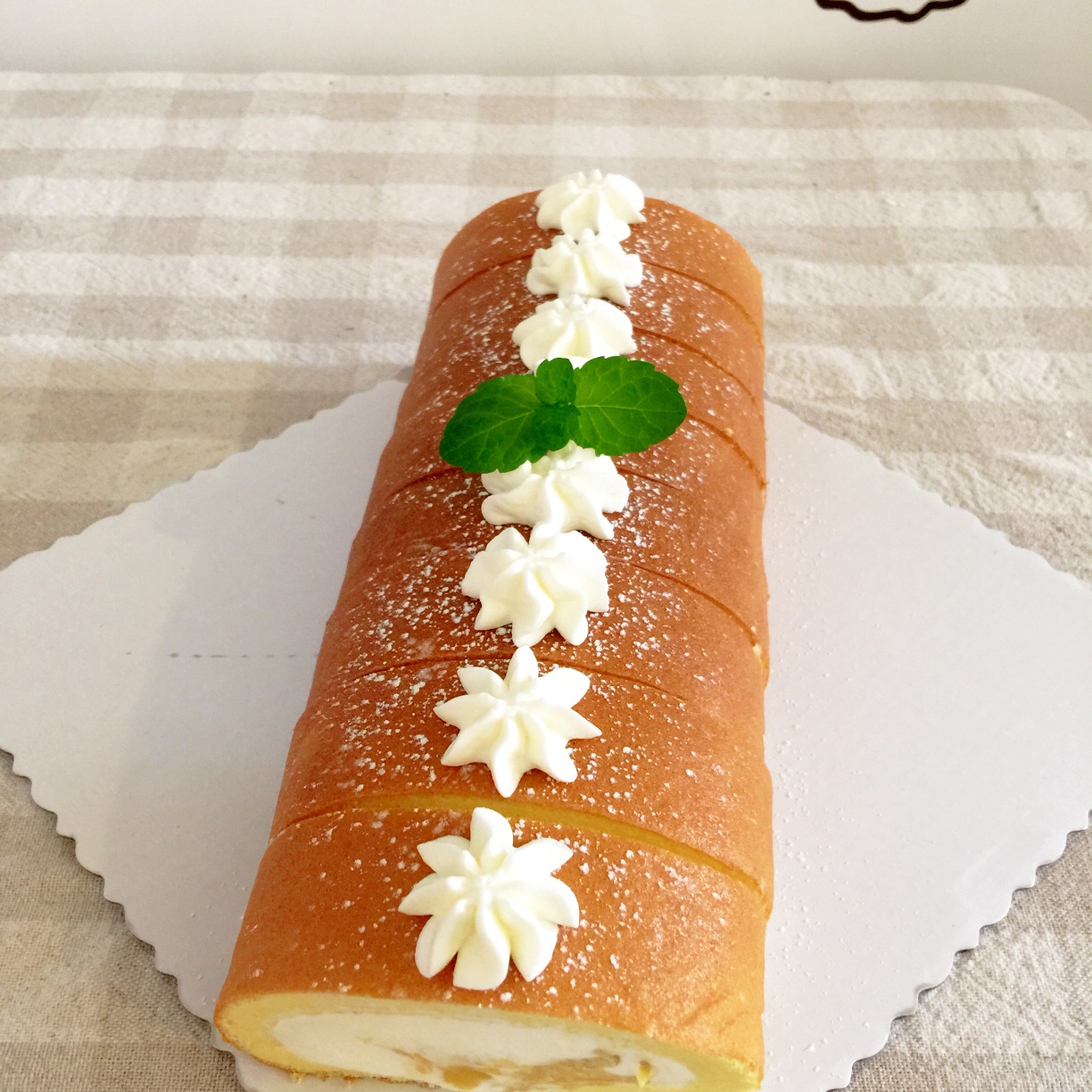 草莓奶油卷/O卷/小山卷